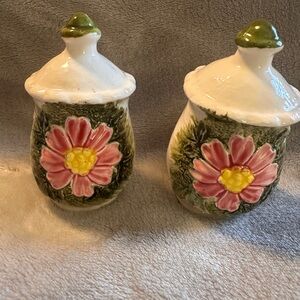 Pink and Green Vintage Salt‎ and Pepper Shakers Floral Design